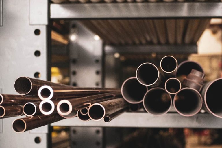 Read more about the article Tips for Fixing a Humming Garbage Disposal