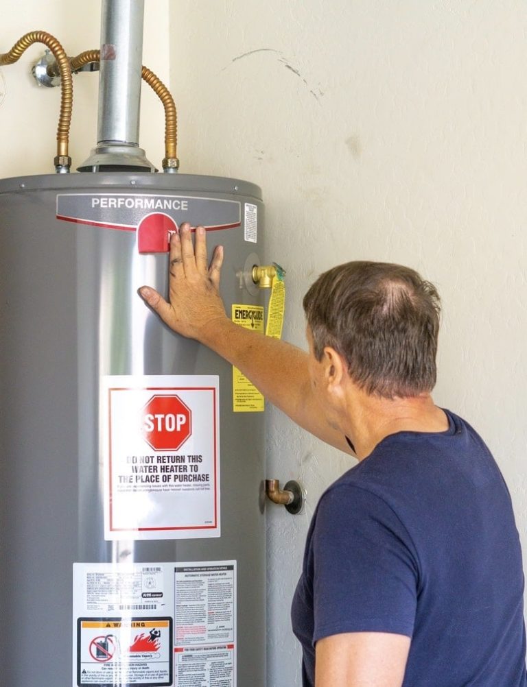 Read more about the article The Basics of Water Heaters: Why Your Hot Water Heater May Not Be Draining