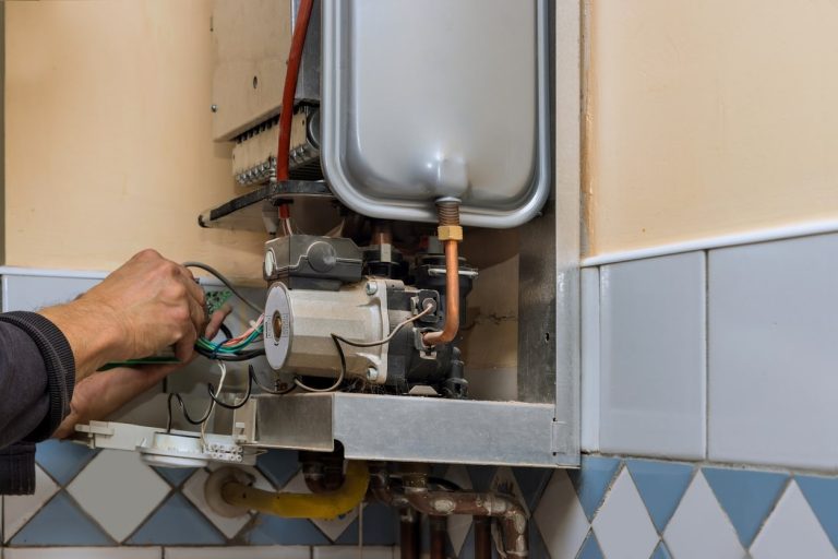 Read more about the article Making the Most of Your Water Heater: How Long Can You Shower with a 40-Gallon Water Heater?